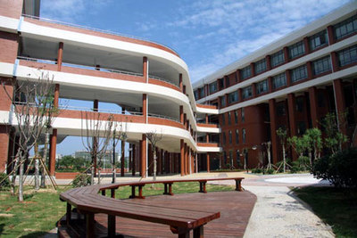 长沙市长雅中学校园环境 营造育人的诗意空间